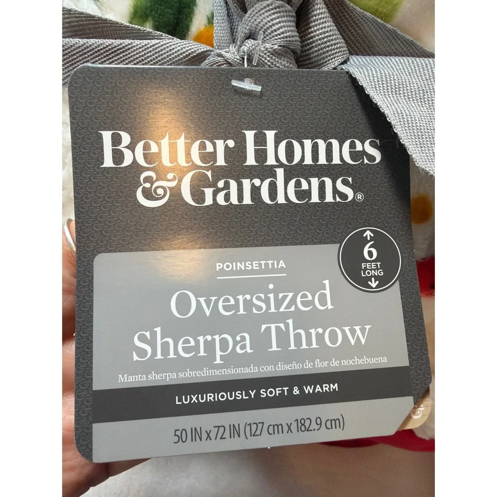 NWT 2021 Better Homes & Gardens Sherpa Throw 50x72 Poinsettia Red White Holiday